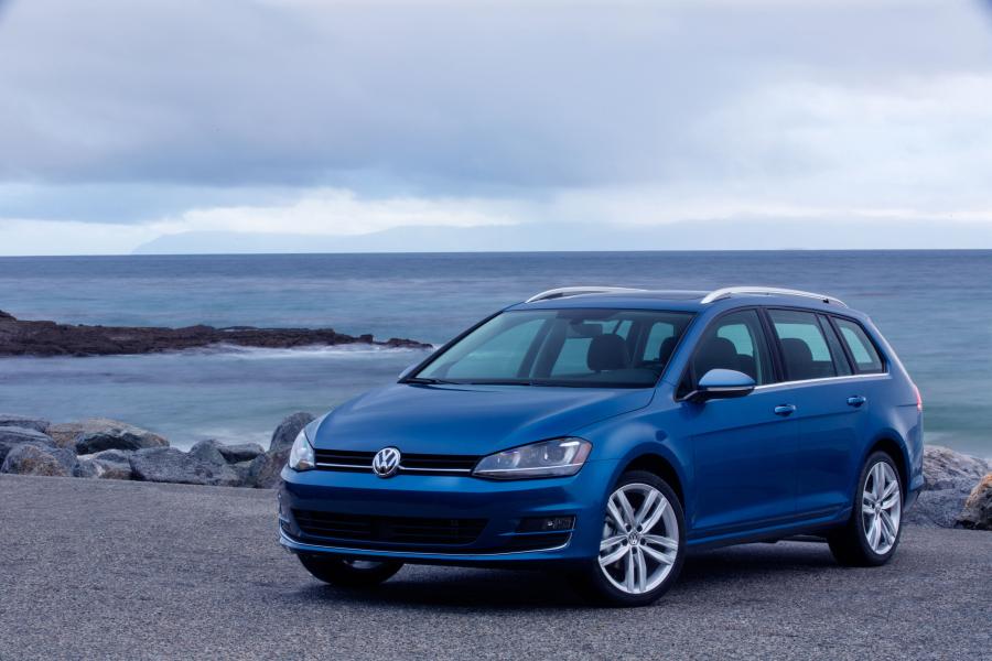  Volkswagen Golf SportWagen 2015 года  (US) (фото 8 из 25)